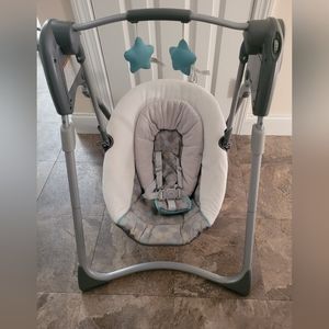 Graco infant swing